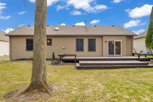 4039 Stoney Creek Dr, Fort Gratiot Township, MI 48059, USA Photo 32