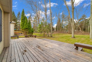 4039 Stoney Creek Dr, Fort Gratiot Township, MI 48059, USA Photo 35