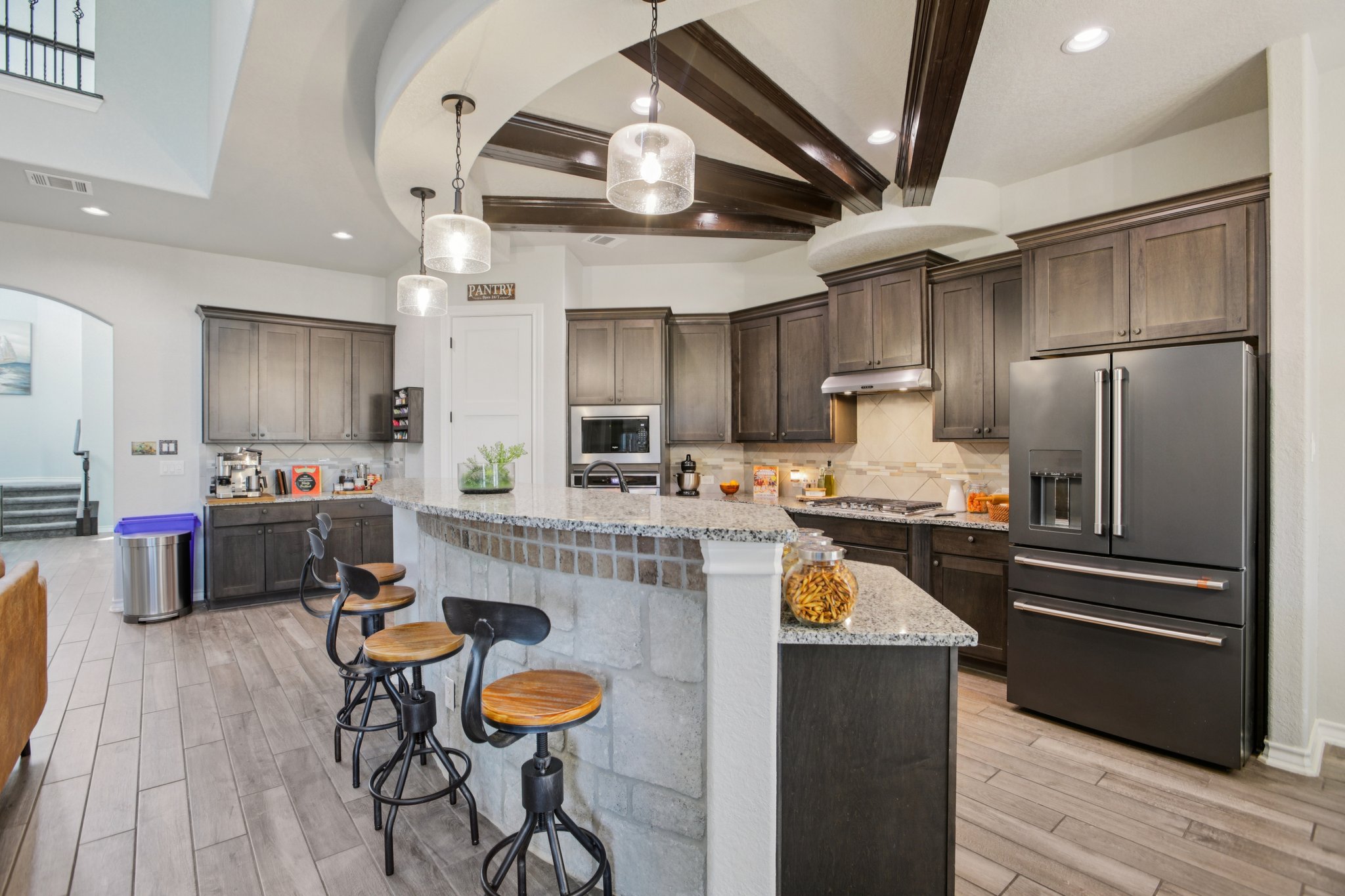 Ancient Oak Way-S0402-015.jpg