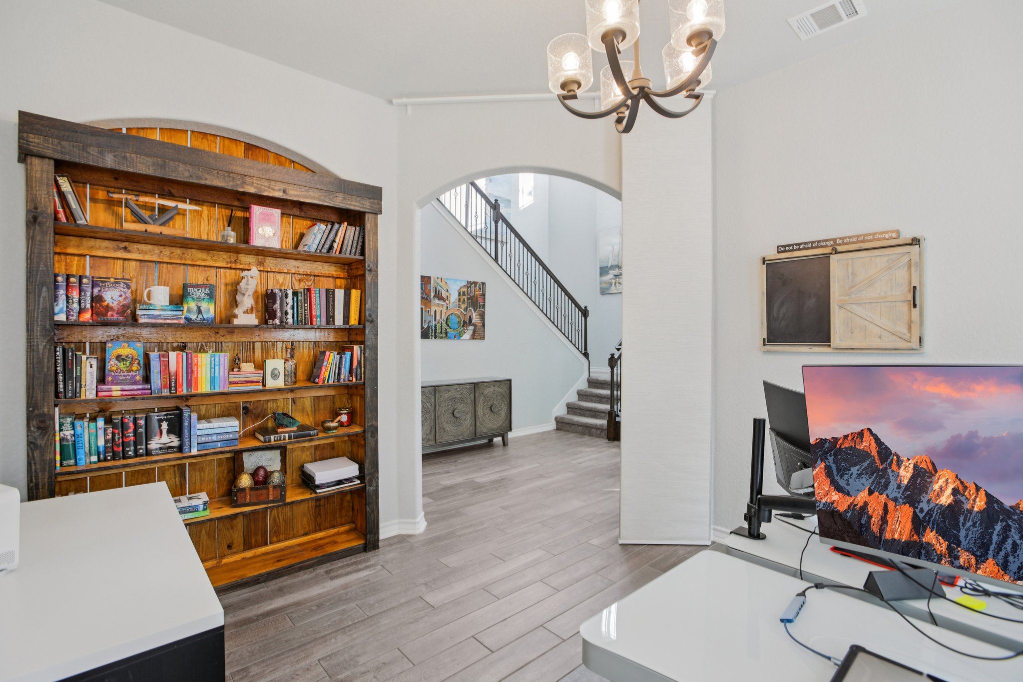 Ancient Oak Way-S0402-030.jpg