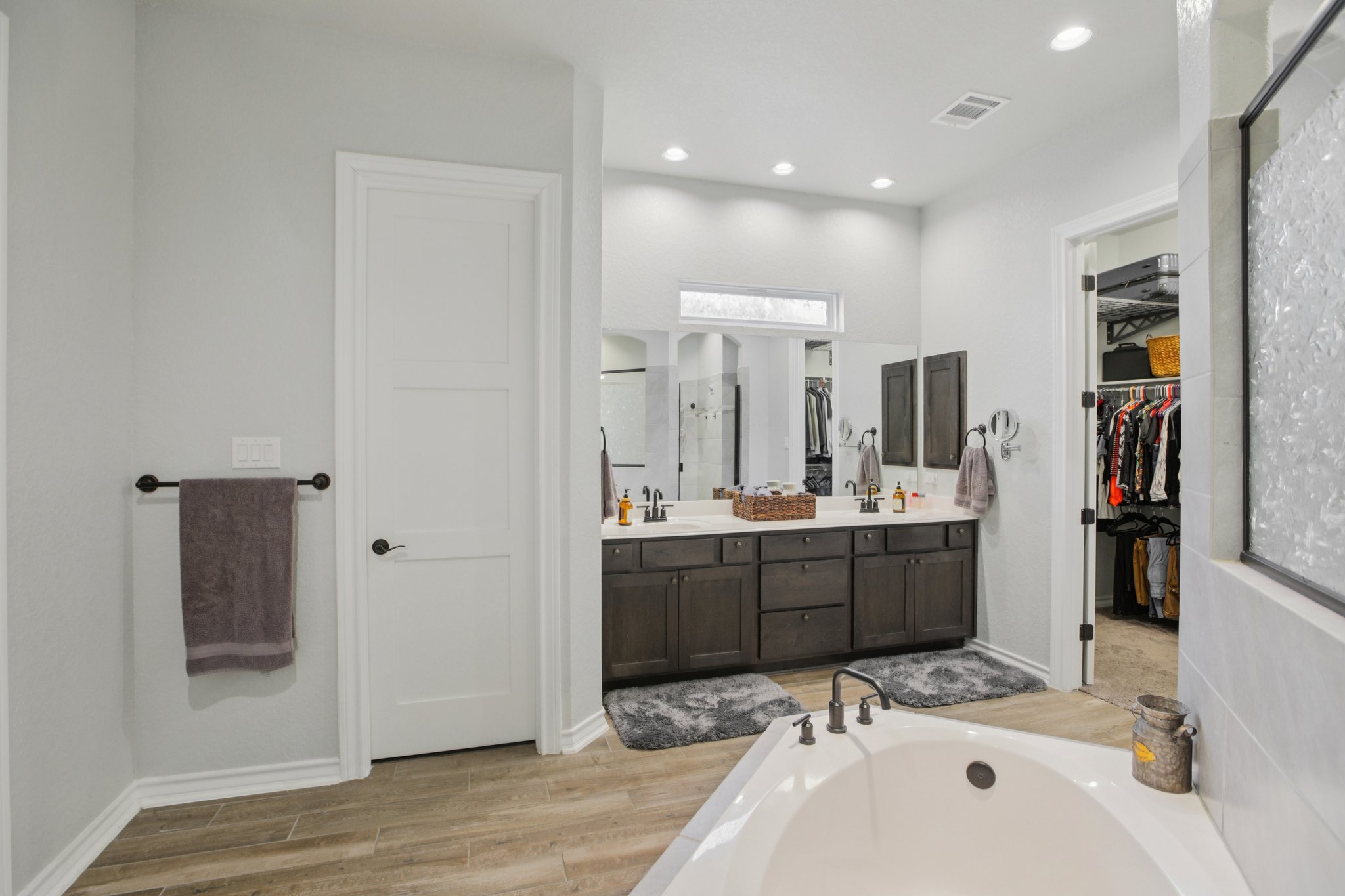 Ancient Oak Way-S0402-038.jpg