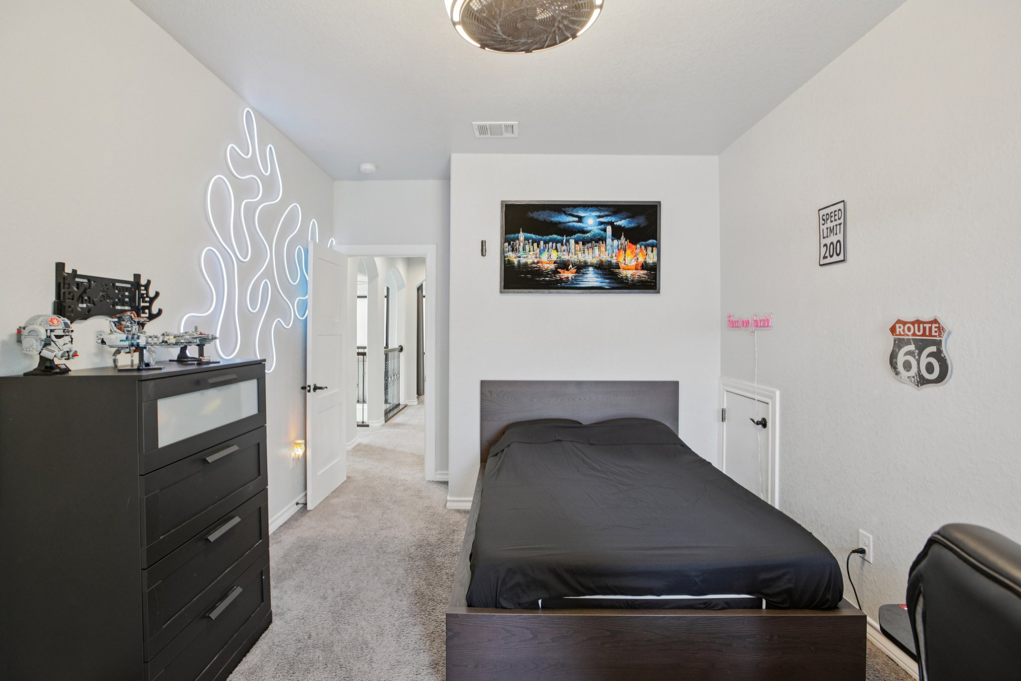 Ancient Oak Way-S0402-044.jpg