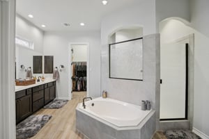 Ancient Oak Way-S0402-035.jpg