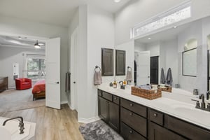 Ancient Oak Way-S0402-036.jpg