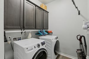 Ancient Oak Way-S0402-041.jpg