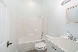  Photo 44
