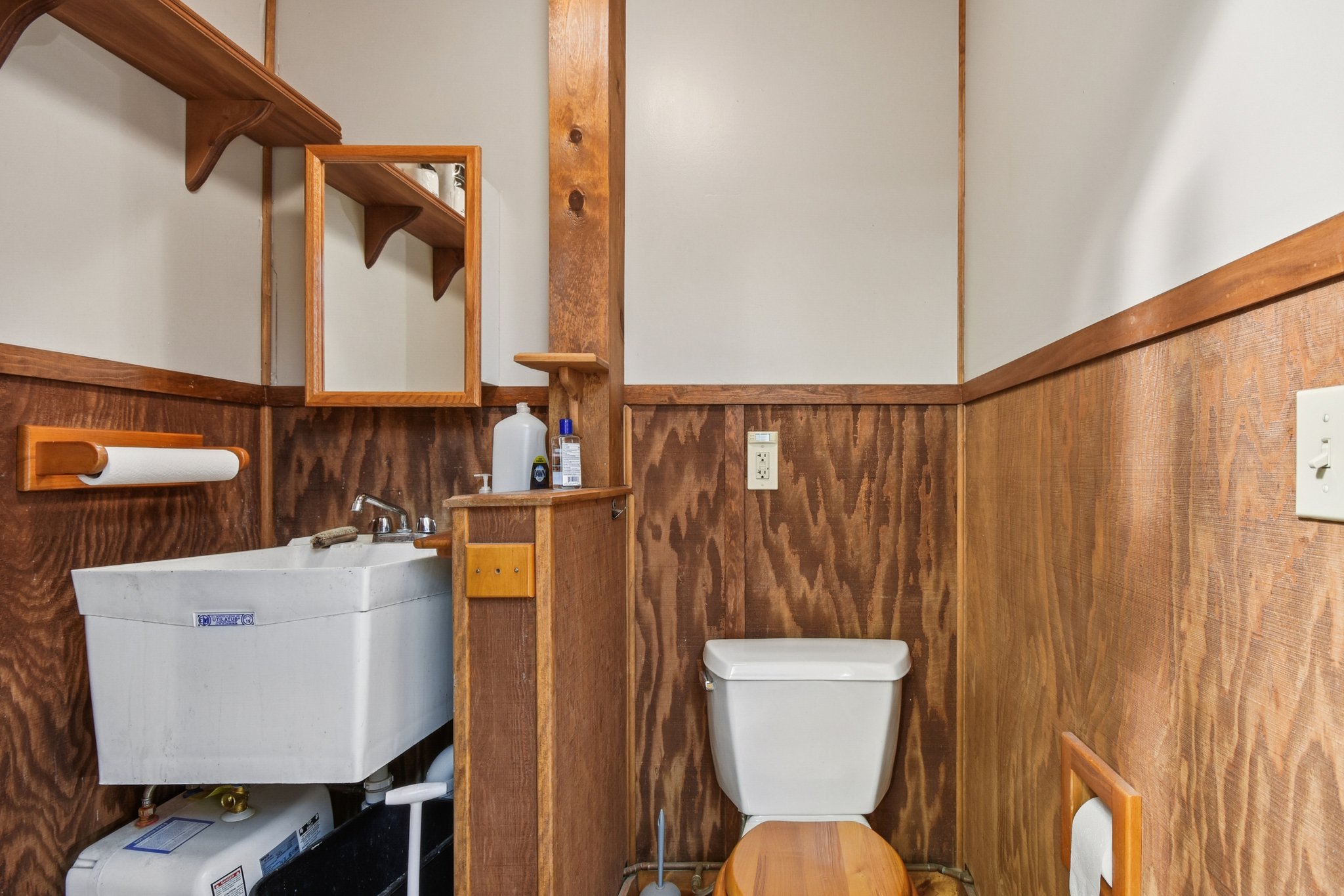 E Benton St-S1911-036.jpg