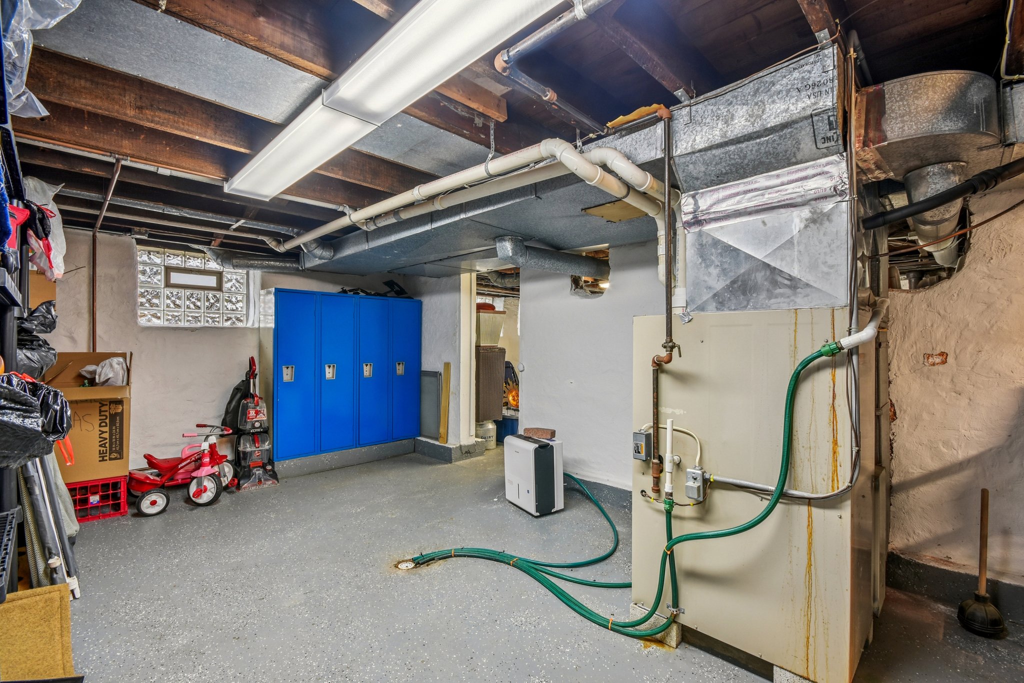 E Benton St-S1911-042.jpg