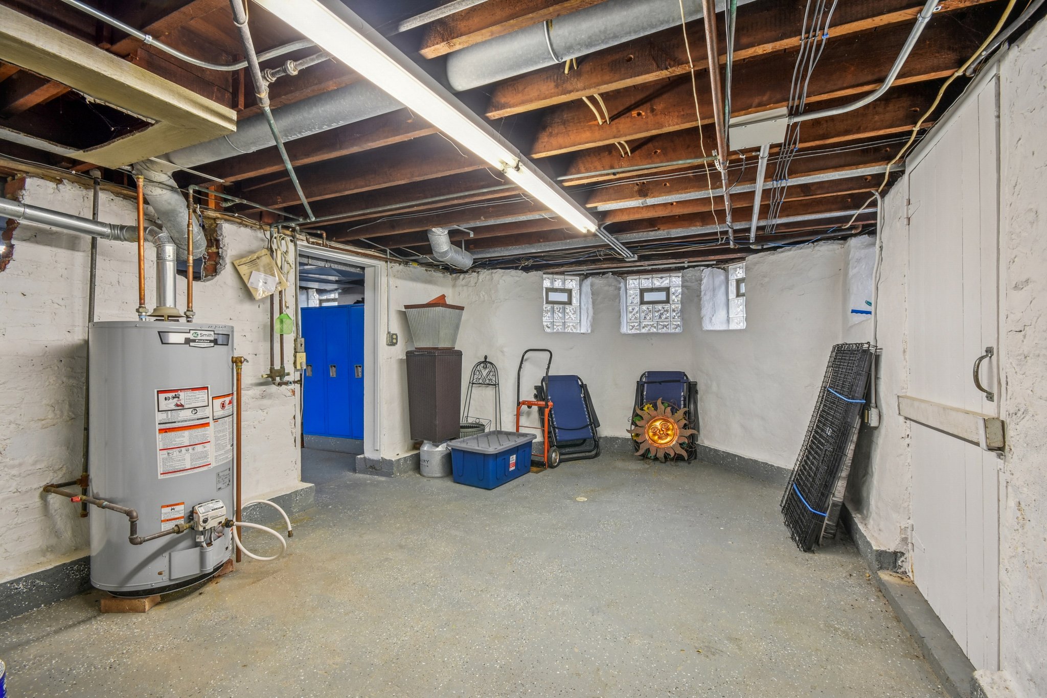 E Benton St-S1911-045.jpg