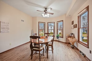 E Benton St-S1911-013.jpg