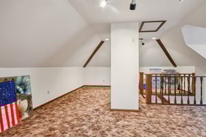 E Benton St-S1911-022.jpg