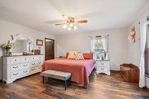 E Benton St-S1911-025.jpg