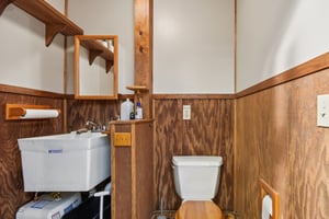 E Benton St-S1911-036.jpg