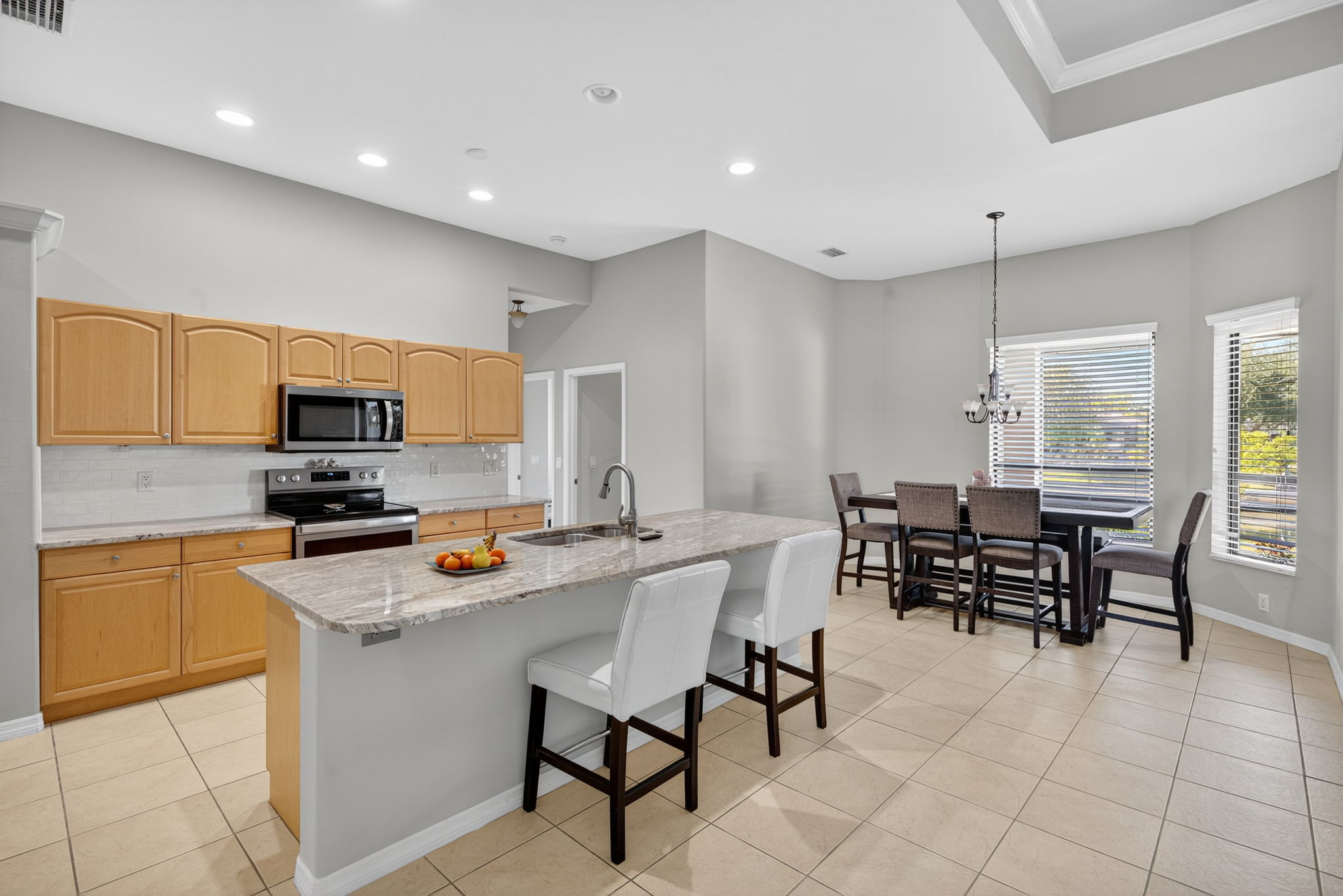 Breakfast Bar 1 of 2