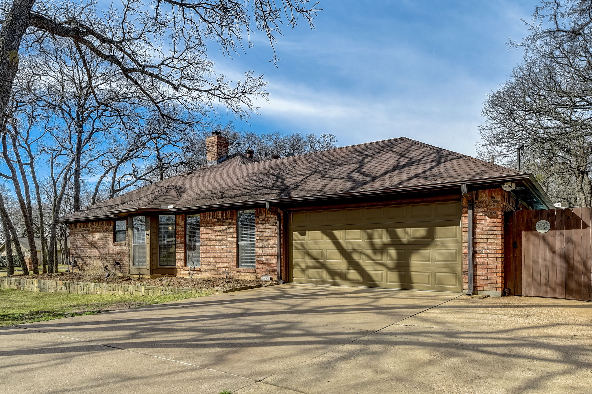 Oak Crest Hill Dr-003