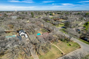 Oak Crest Hill Dr-054