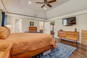 Oak Crest Hill Dr-023