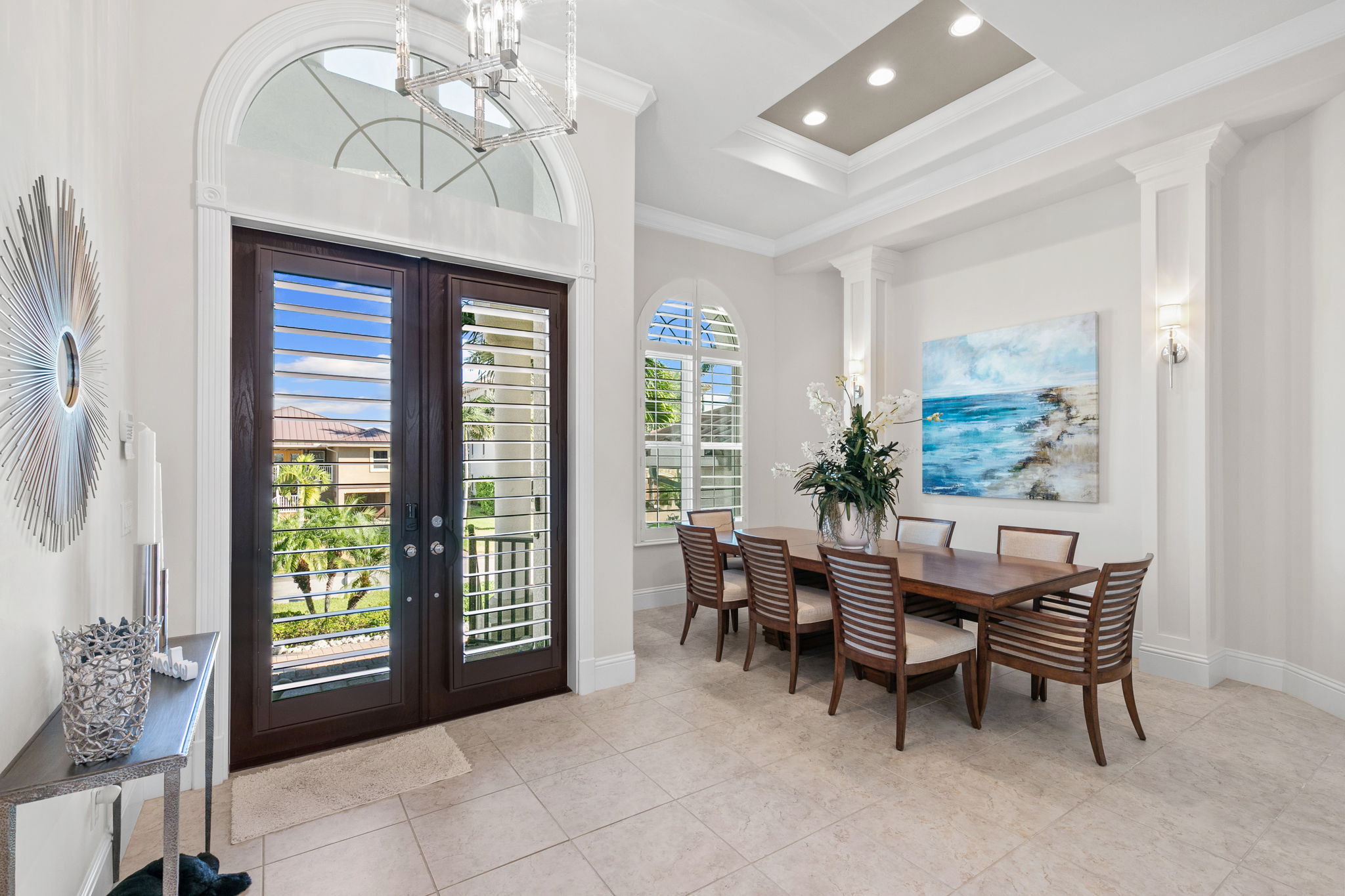 Entryway/Dining Room