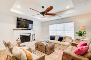 7 Living Room B w Fireplace