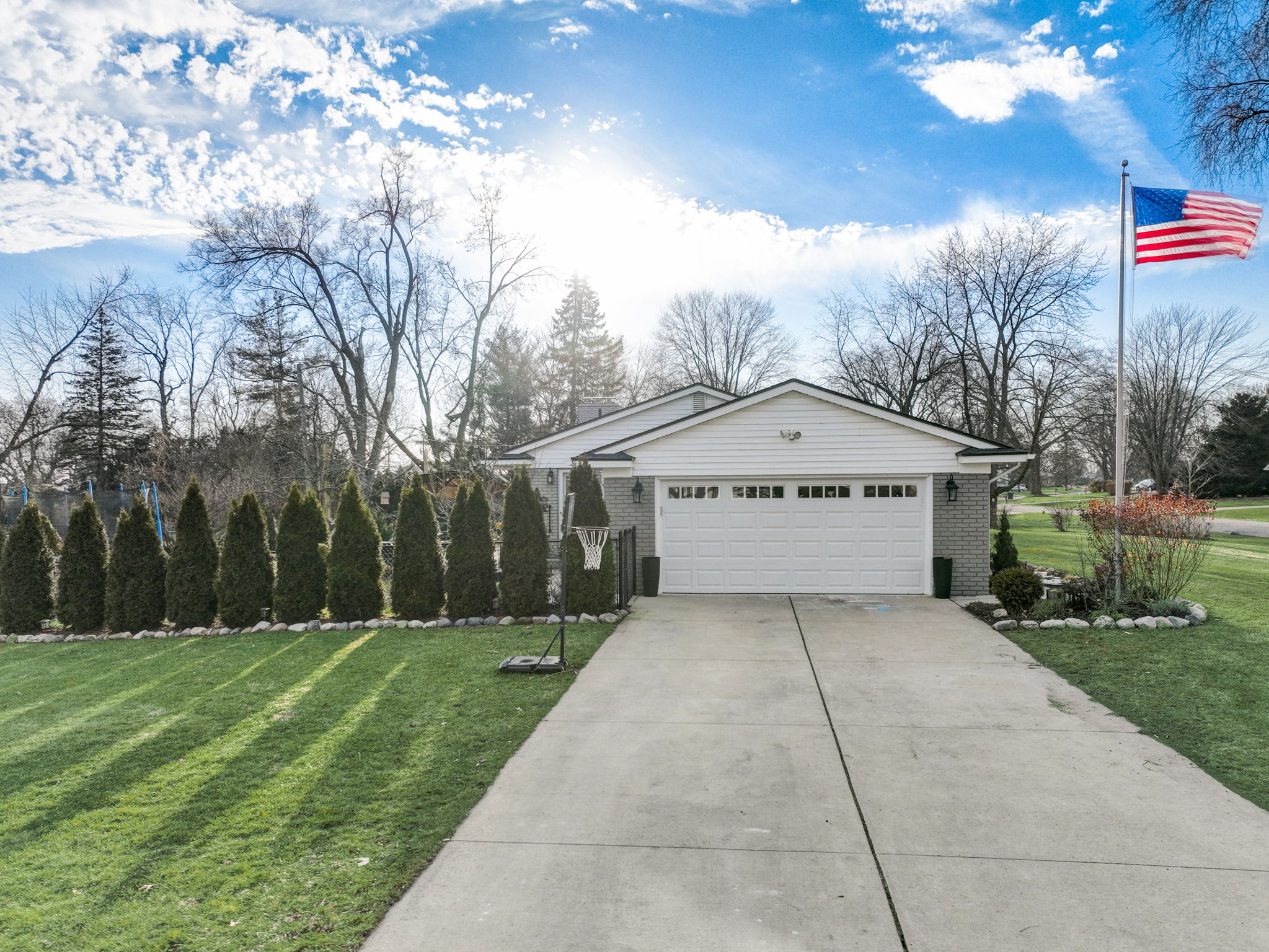 Sandy Creek Dr-041