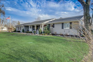 Sandy Creek Dr-001