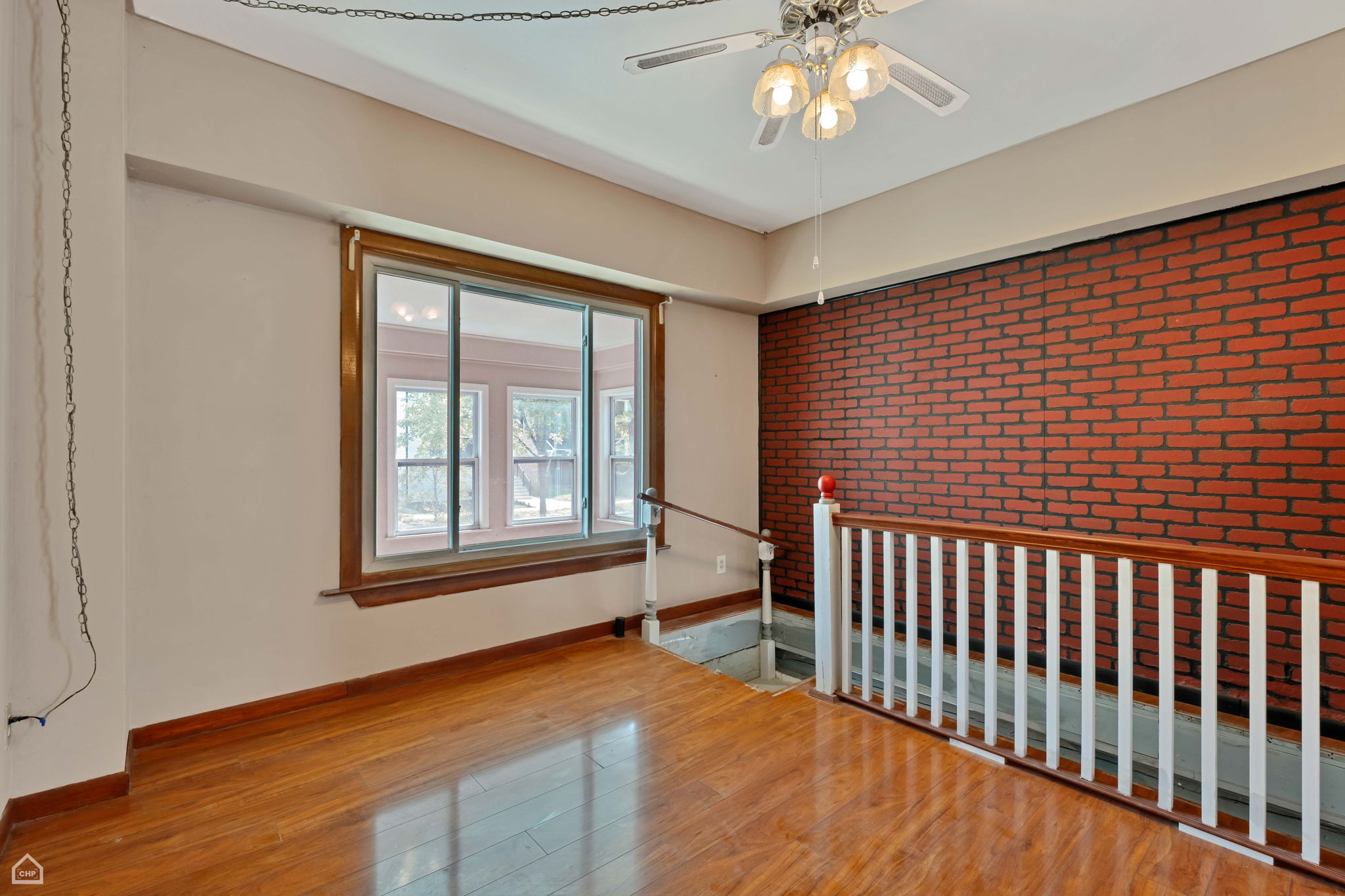  4042 N Kenneth Ave_023