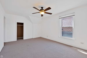  4042 N Kenneth Ave_011