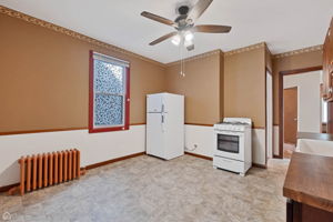  4042 N Kenneth Ave_017