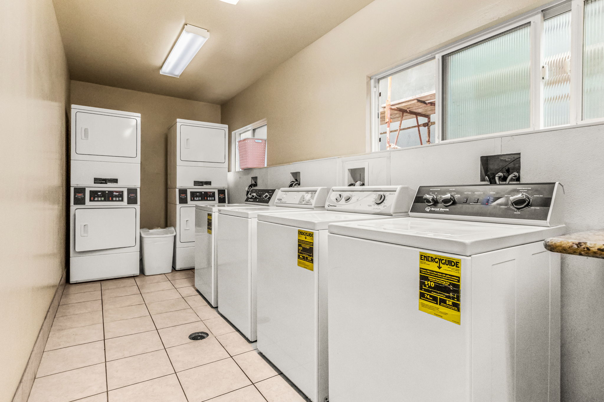 Laundry Room No Fee Machines!