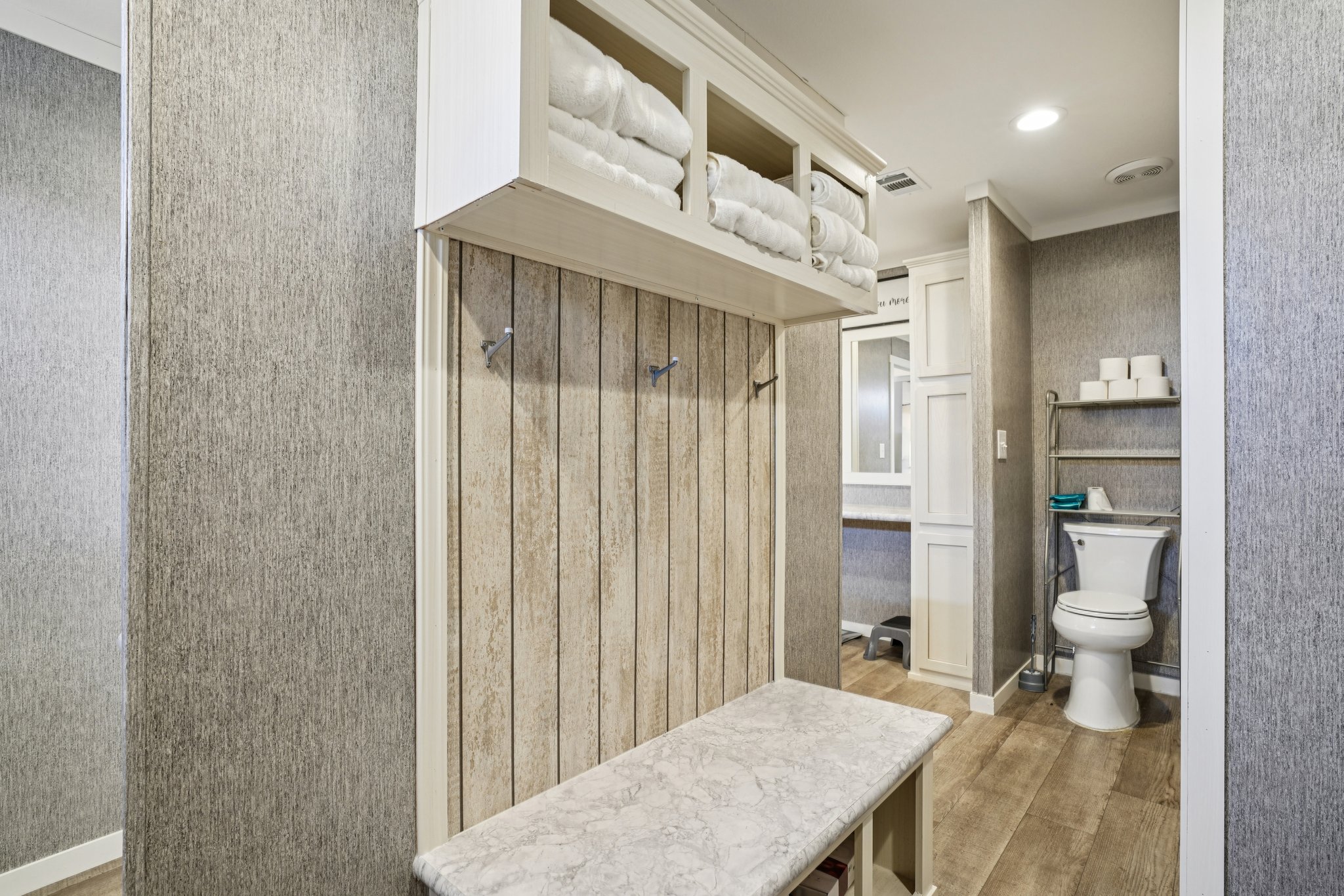 Jakes Colony Rd-S2301-021.jpg