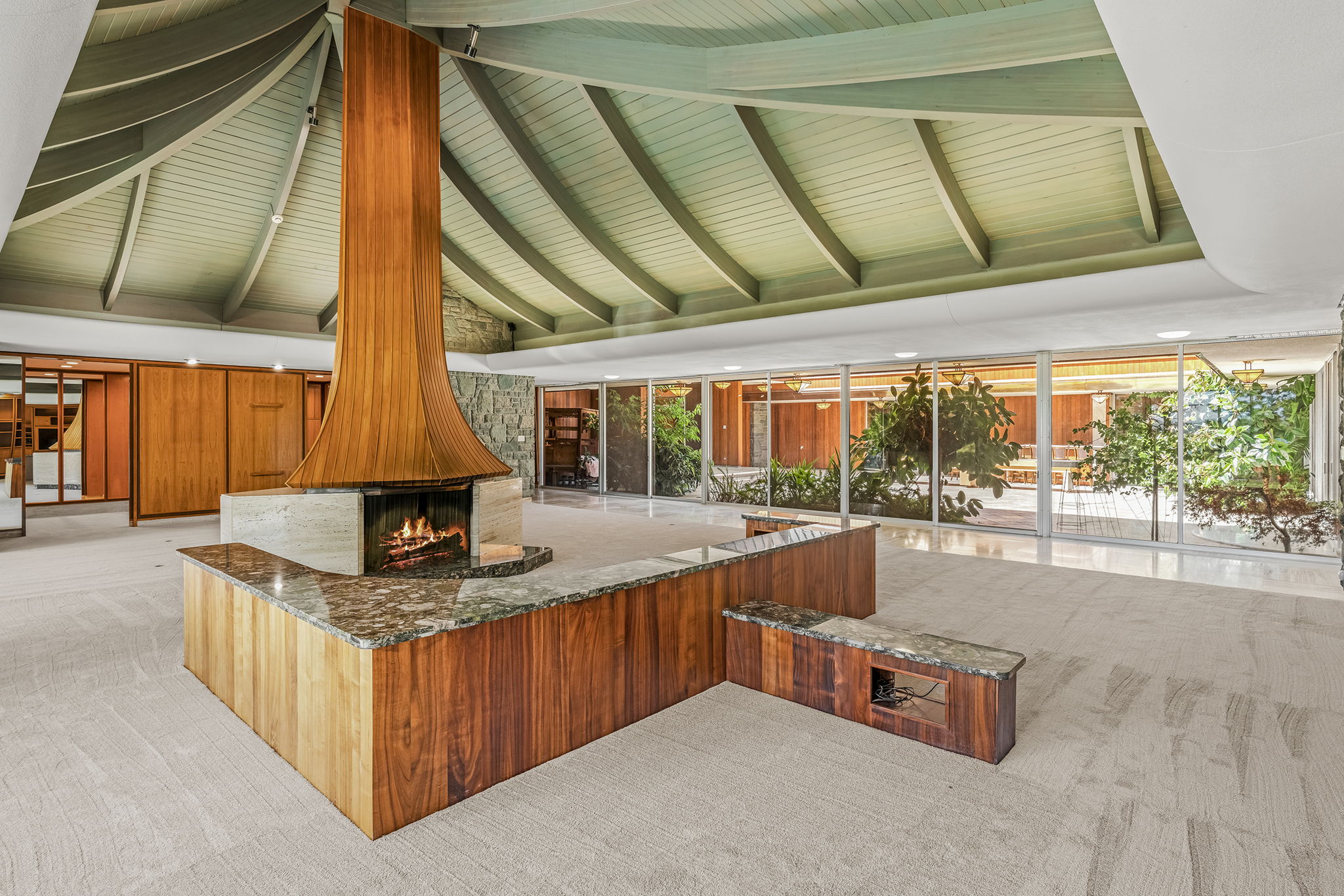 4045 Old Highway 395 Photo 38