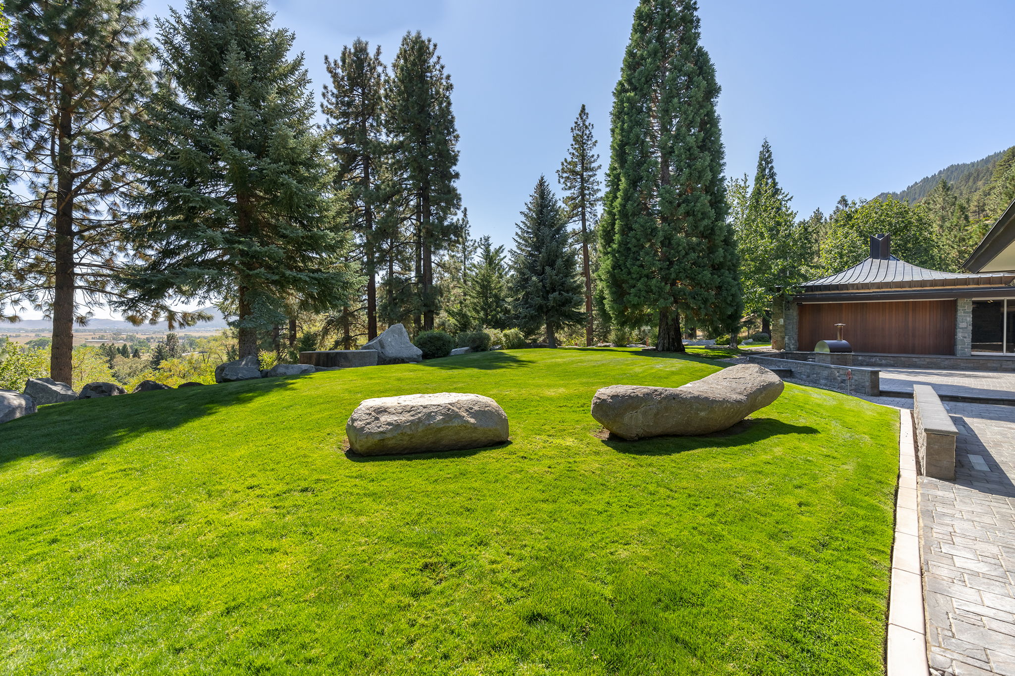 4045 Old Highway 395 Photo 94