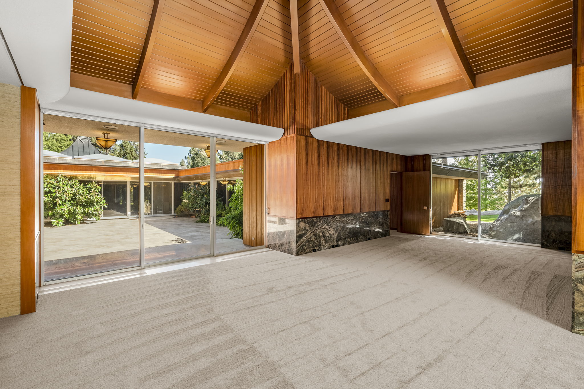 4045 Old Highway 395 Photo 46