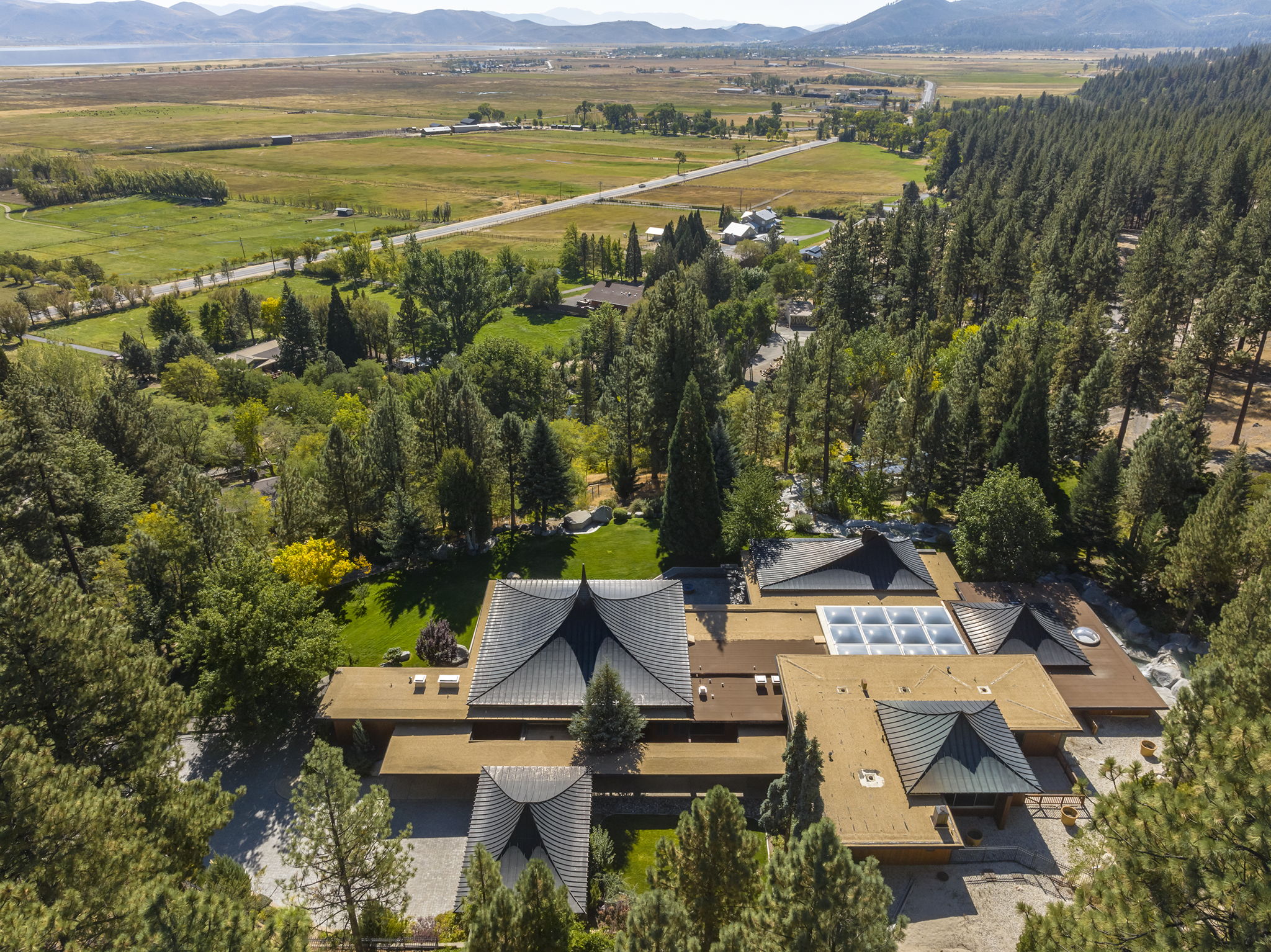 4045 Old Highway 395 Photo 142