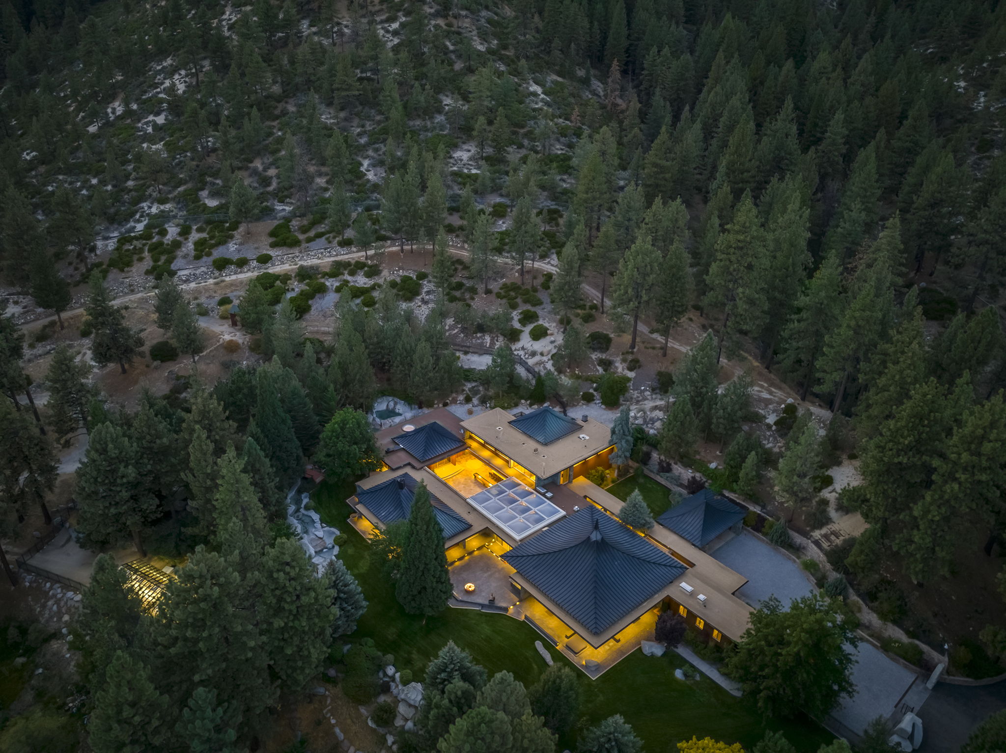 4045 Old Highway 395 Photo 162