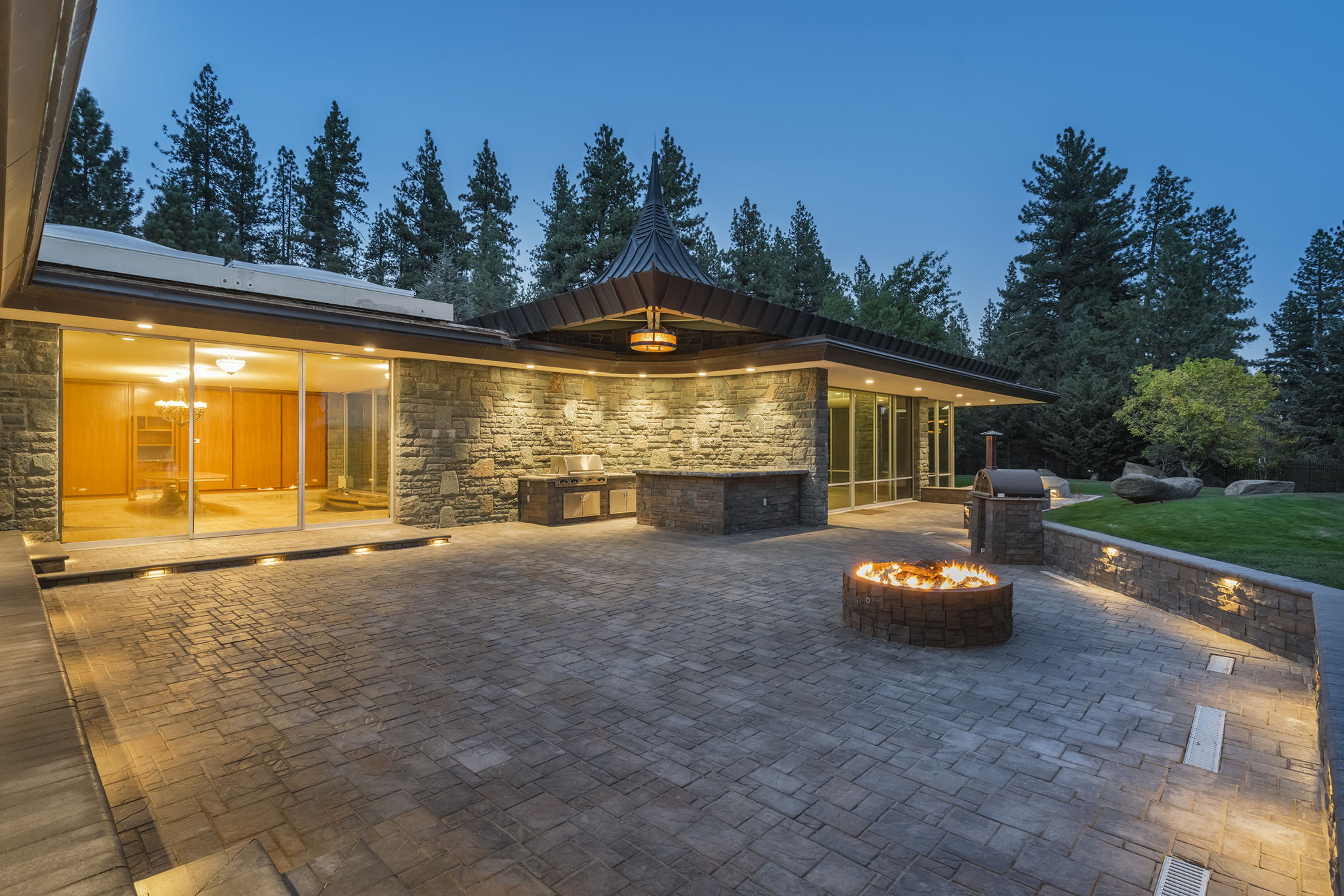 4045 Old Highway 395 Photo 92