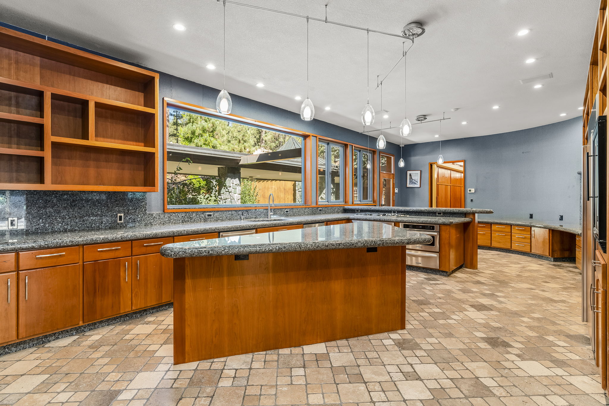 4045 Old Highway 395 Photo 31