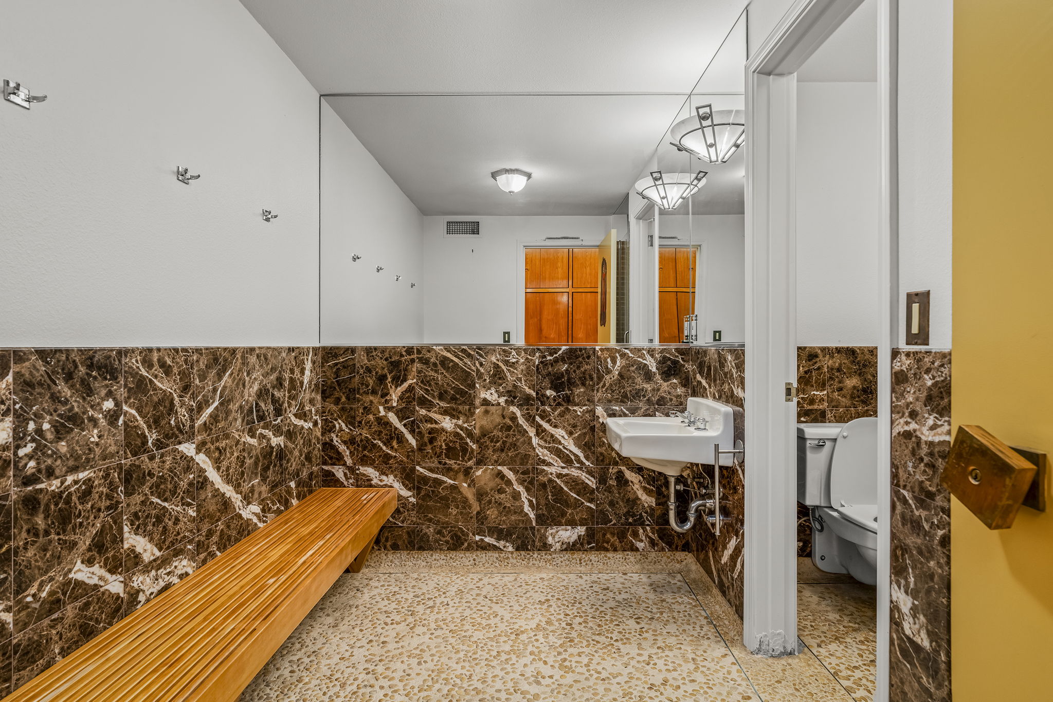 4045 Old Highway 395 Photo 75