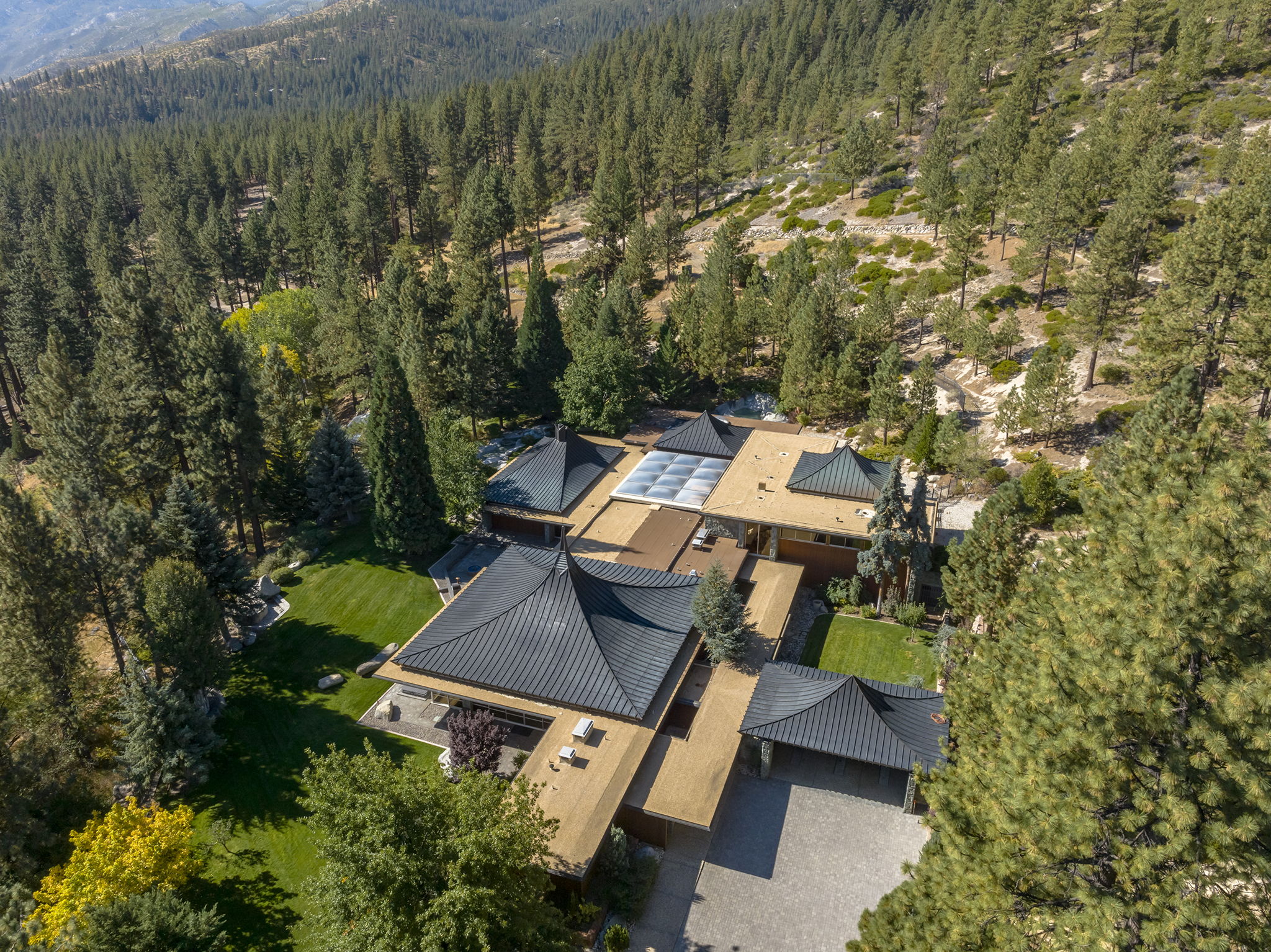 4045 Old Highway 395 Photo 138