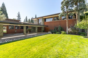 4045 Old Highway 395 Photo 8