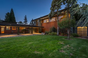 4045 Old Highway 395 Photo 7