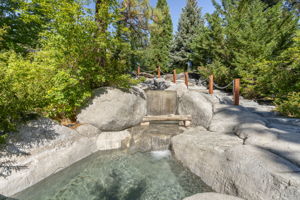 4045 Old Highway 395 Photo 114