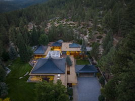 4045 Old Highway 395 Photo 13