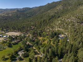 4045 Old Highway 395 Photo 0