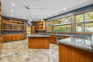 4045 Old Highway 395 Photo 26