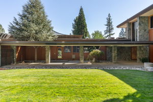 4045 Old Highway 395 Photo 12