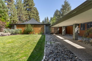 4045 Old Highway 395 Photo 10