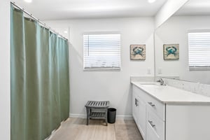 Capri Coast Dr-S1310-049.jpg