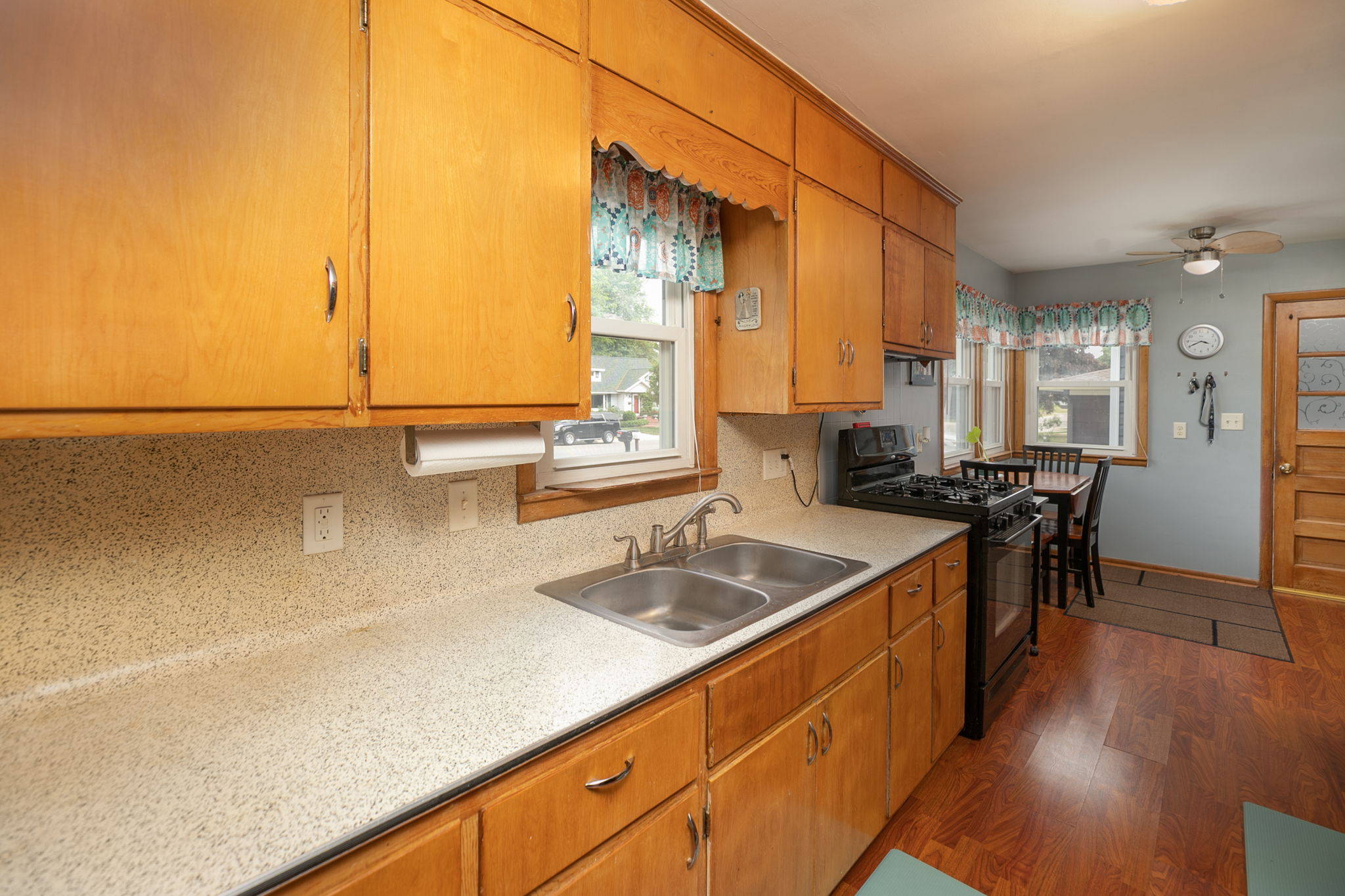 08-Kitchen