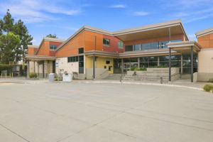  Photo 49